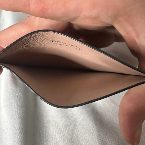 Tiffany & Co Black Leather Card Holder Wallet Gold T Logo Minimalist Luxury - Picture 4 of 11